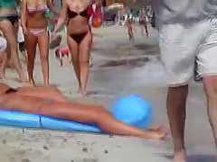 Pretty tits - beach girls