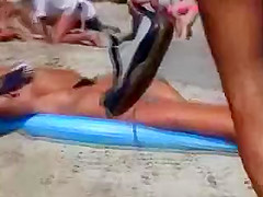 Pretty tits - beach girls