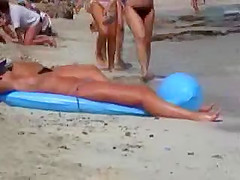 Pretty tits - beach girls