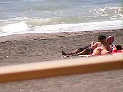 Amateur couple Bj and hj on beach