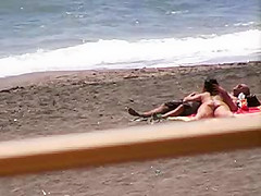 Amateur couple Bj and hj on beach