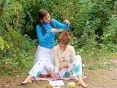 Amazing Lesbian, Outdoor xxx scene