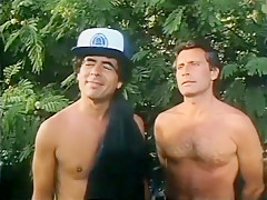 Crazy Vintage, Outdoor porn scene