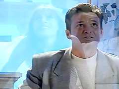 Laptop, Scene 5