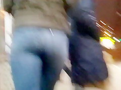 junior round ass in tight jeans