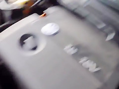 An der Strasse im Kofferraum abgefickt