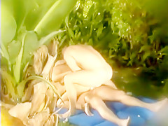 Exotic Outdoor, Cunnilingus adult scene