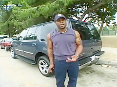 Exotic Gaping, Outdoor sex scene