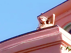 Crazy Cunnilingus, Outdoor adult scene