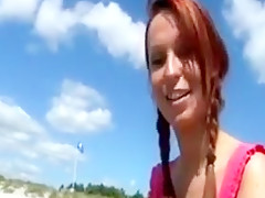 Crazy Beach, Outdoor porn scene