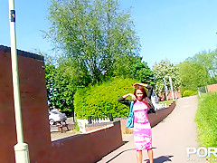 Kiki Minaj in Ebony Cougar Pissing In Public - pornxn.com