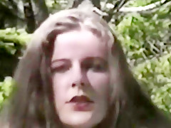 Exotic Brunette, Retro xxx clip