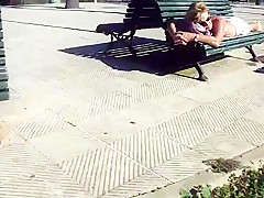 Dickflash a mature and cum for her