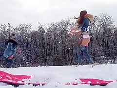 Play and cum in snow