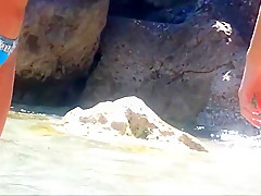 Gostosas de bikini na praia