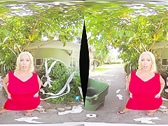MilfVR - Prowling Cougar