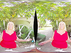 MilfVR - Prowling Cougar