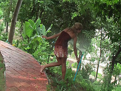 Vicktoria Tiffany in slut got her ass fucked in an outdoor sex scene