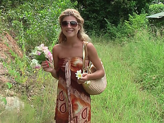 Vicktoria Tiffany in slut got her ass fucked in an outdoor sex scene