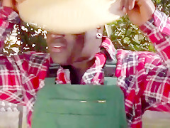 Black gardener fucks romanian maid