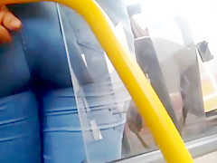 5 gostosas na rua