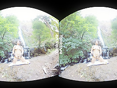 Tasty Teases Her Clit - YanksVR