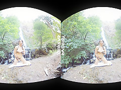 Tasty Teases Her Clit - YanksVR