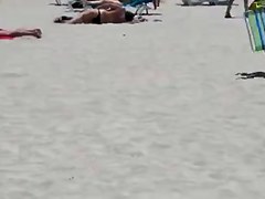 Latin Babe on South Beach Wow