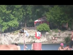 Exhib at the public beach