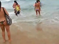 Helping nature, stranded dolphin in Brazil