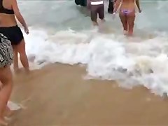 Helping nature, stranded dolphin in Brazil