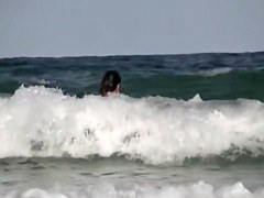 Nudist beach video introduces great looking naked babes