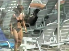 Spy cam of our kinky hunter is working on the beach