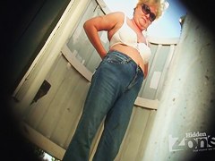 Hidden Zone Beach cabin 10