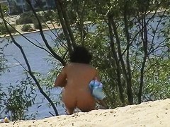Amateur with full boobs naked on voyeur hunter