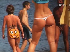 Beach hunter voyeurs girls shaking tits and nude asses