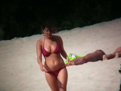 Nudist beach voyeur shoots naked babes sunbathing