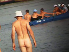 Candid beach shots with naked hot babes