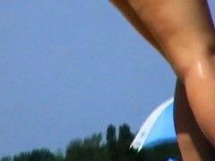 Superb beach voyeur close up shots of nude girls