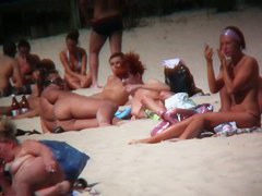Free nude videos of sexy bodies on the beach.