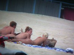 Thrilling nude beach spy cam video