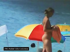 Real amateur hotties with naked pussy at the beach