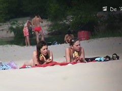 Great nude beach voyeur spy cam shots