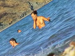 Beach sex tape of amateurs with the nice naked tits