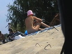 I voyeur the sweet body of the amateur nudist girl