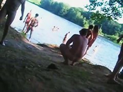 Girls like it when I film them on the beach