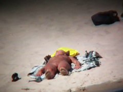 Everybody love to be naked on the beach especially girls