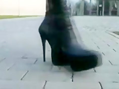 Fetish lady outdoor