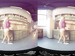 Blonde Strips For Breakfast