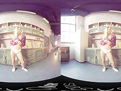 Blonde Strips For Breakfast